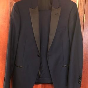 Men Taxedo in navy blue